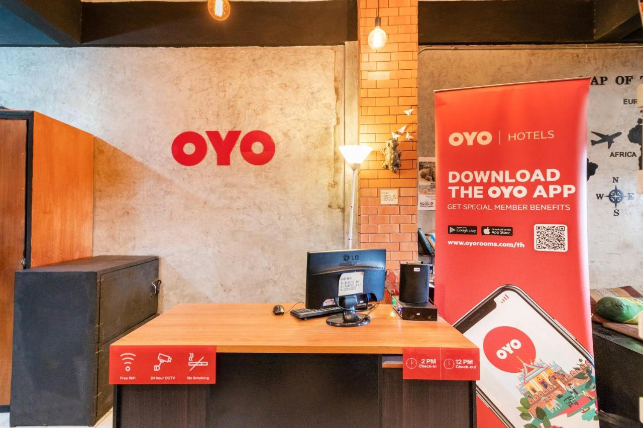 Oyo 677 Le Loftel Hostel Chiang Mai Zewnętrze zdjęcie